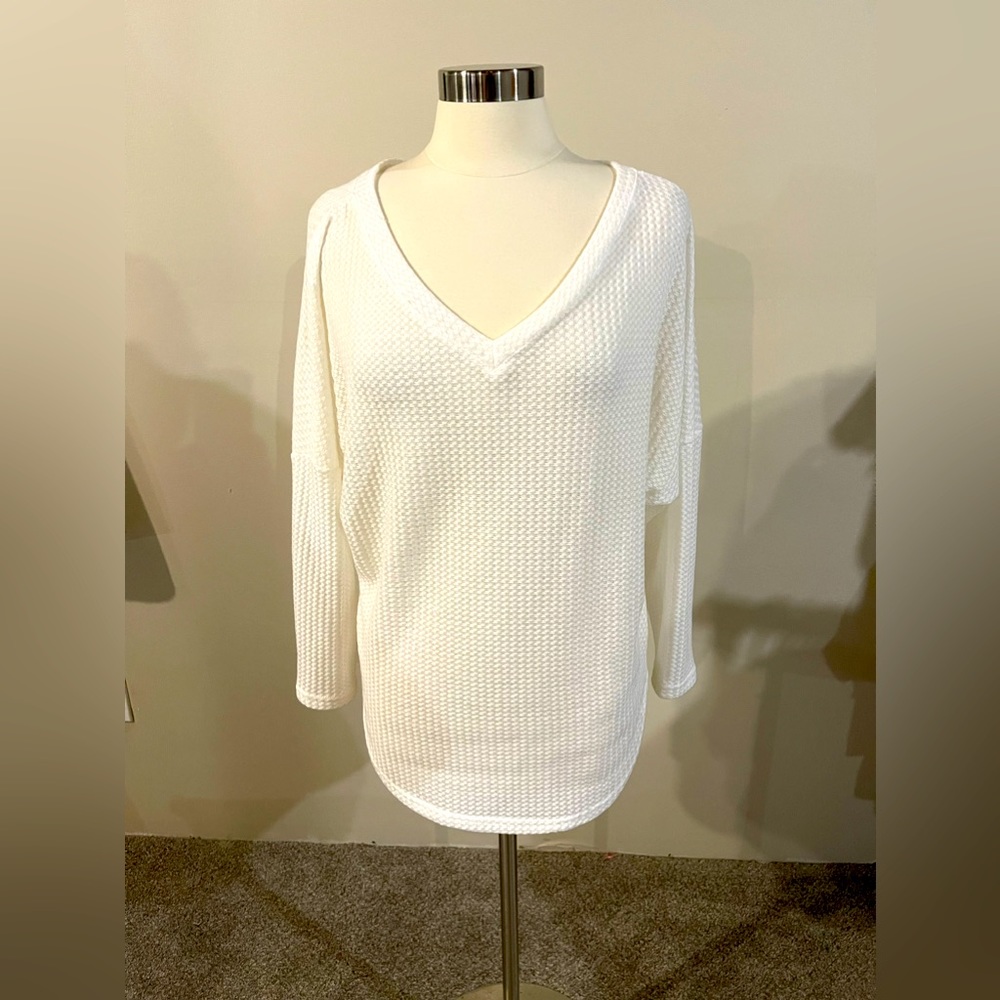 White waffle sweater, Medium